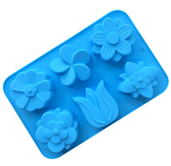 Silicone Flowers Cake Bar Mold | www.sprinklebeesweet.com