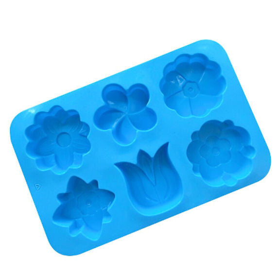 Silicone Flowers Cake Bar Mold | www.sprinklebeesweet.com