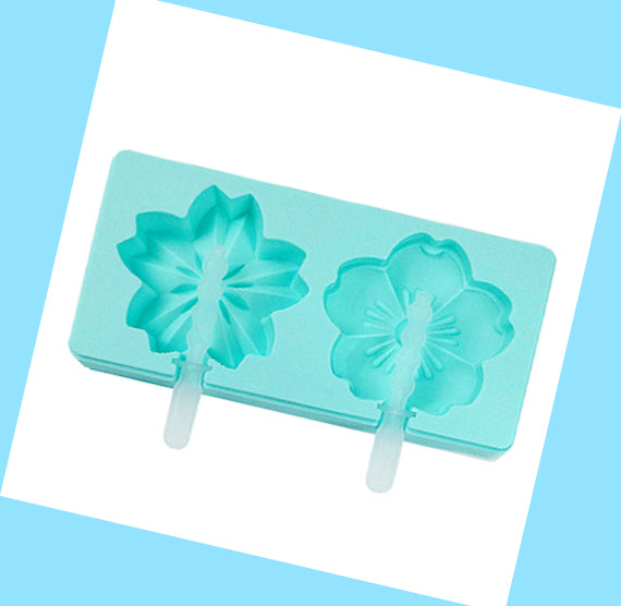 Flower Cakesicle Mold: Apple + Cherry Blossom | www.sprinklebeesweet.com