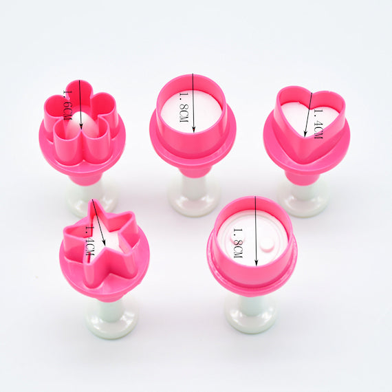 Assorted Fondant Cutters: 5 Piece Set | www.sprinklebeesweet.com
