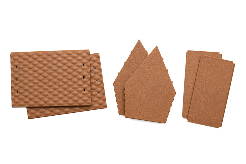 Ginger Snap Reusable Gingerbread House Kit | www.sprinklebeesweet.com