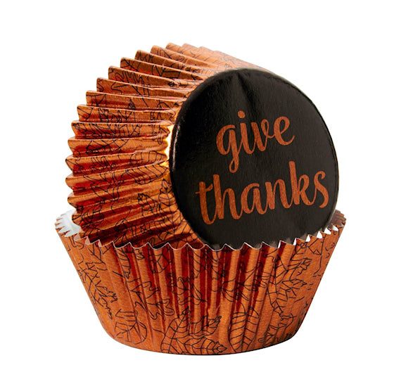 Thanksgiving Cupcake Liners: Foil | www.sprinklebeesweet.com