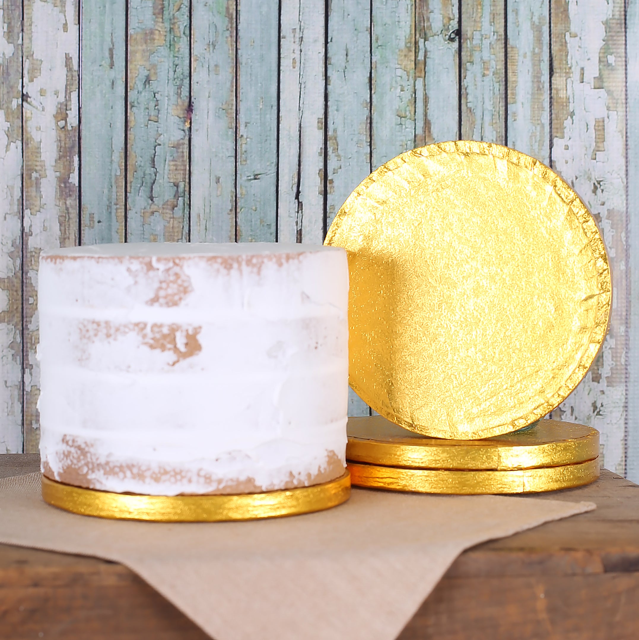6 Inch Cake Boards: Thick Gold | www.sprinklebeesweet.com