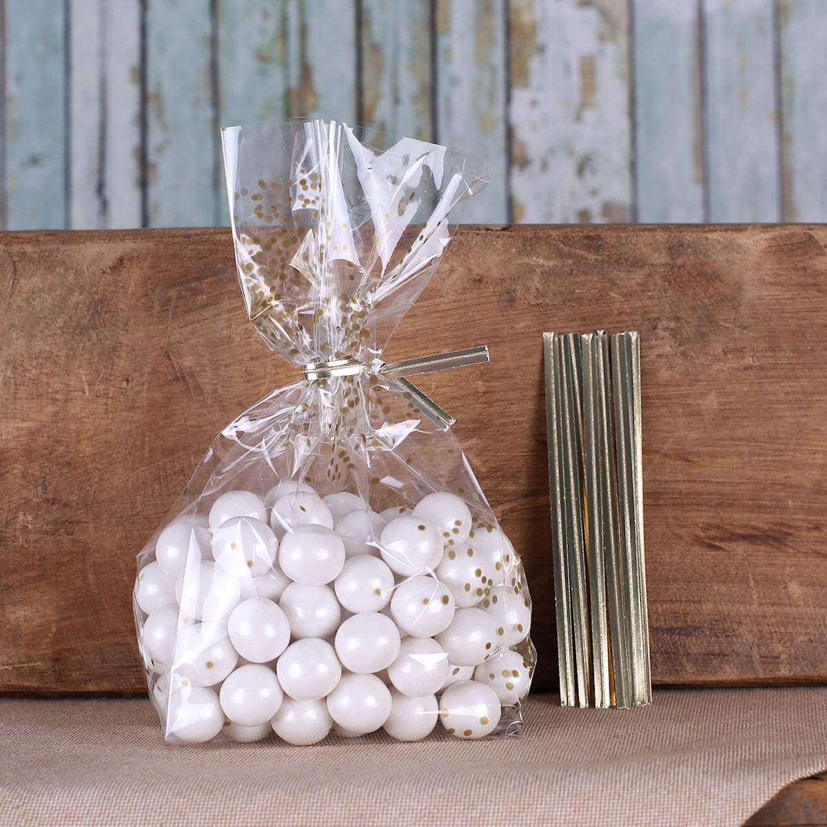 Gold Confetti Dot Treat Bag Kit | www.sprinklebeesweet.com