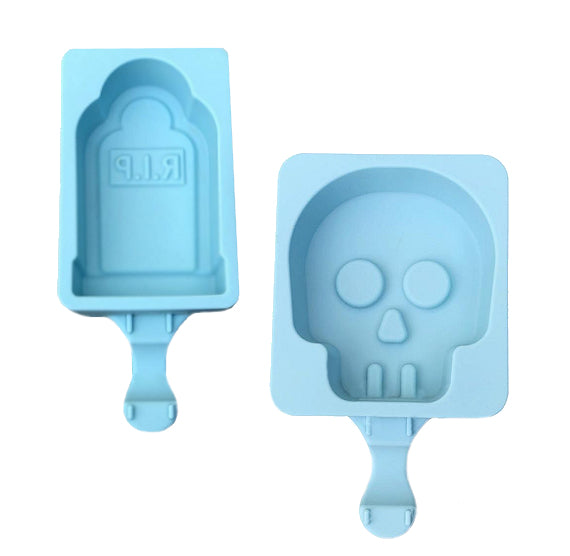 Halloween Cakesicle Molds: Tombstone + Skull | www.sprinklebeesweet.com