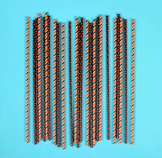 Wilton Halloween Lollipop Sticks: 8" | www.sprinklebeesweet.com