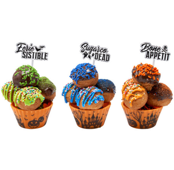 Halloween Dessert Skewers | www.sprinklebeesweet.com