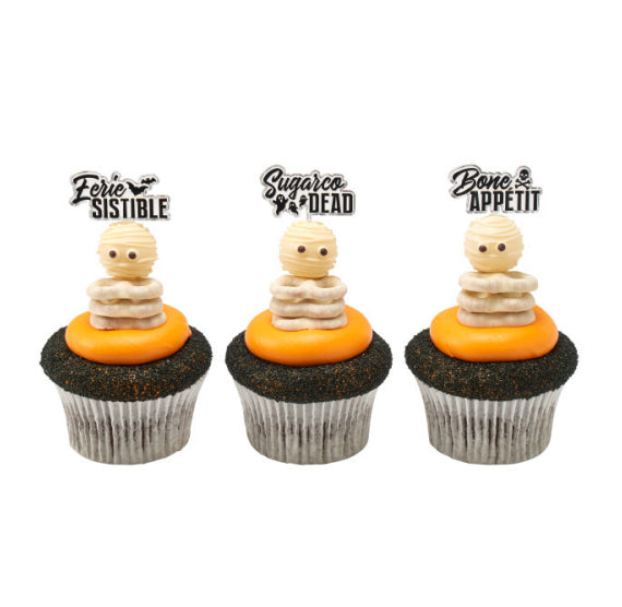 Halloween Dessert Skewers | www.sprinklebeesweet.com