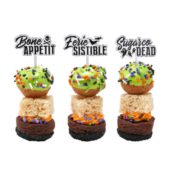 Halloween Dessert Skewers | www.sprinklebeesweet.com
