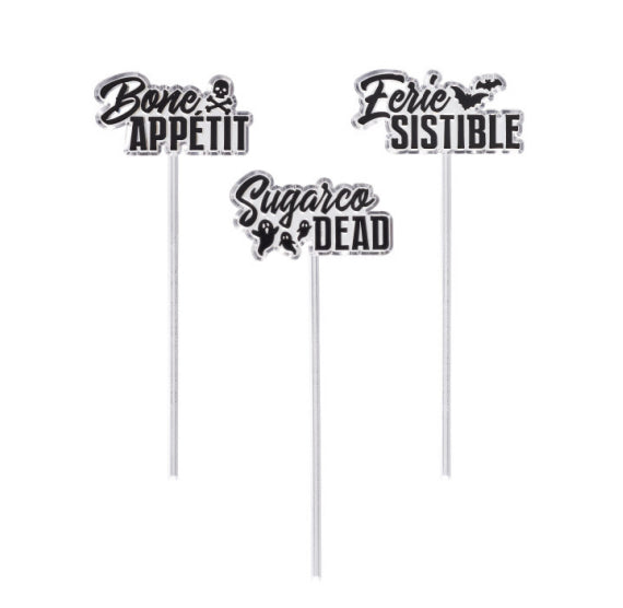 Halloween Dessert Skewers | www.sprinklebeesweet.com