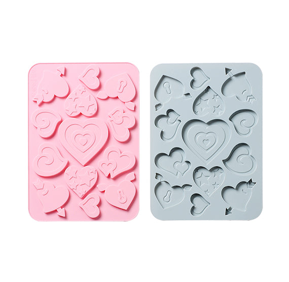 Thin Hearts Chocolate Mold | www.sprinklebeesweet.com