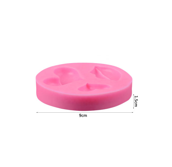Valentine's Day Fondant Mold: Lip + Hearts | www.sprinklebeesweet.com
