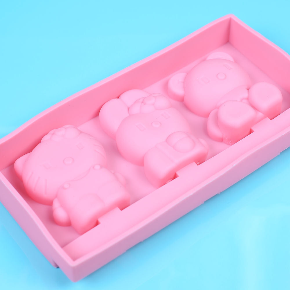 Hello Kitty Cakesicle Mold: Cat, Bear + Bunny | www.sprinklebeesweet.com