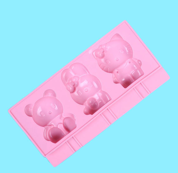 Hello Kitty Cakesicle Mold: Cat, Bear + Bunny | www.sprinklebeesweet.com