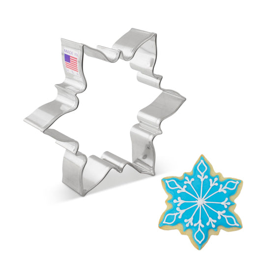Snowflake Cookie Cutter: Icy | www.sprinklebeesweet.com