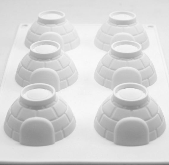 Igloo Mold: Hot Cocoa Bomb Mold | www.sprinklebeesweet.com