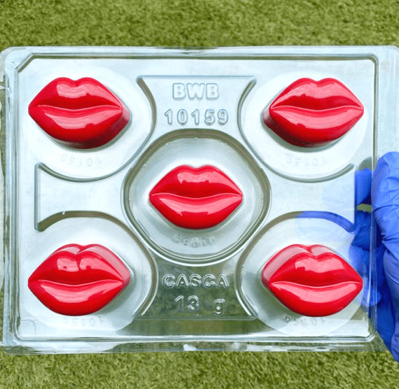 BWB 3 Part Mold: 10159 Lips | www.sprinklebeesweet.com