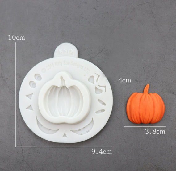 Make Your Own Jack O'Lantern Fondant Mold | www.sprinklebeesweet.com