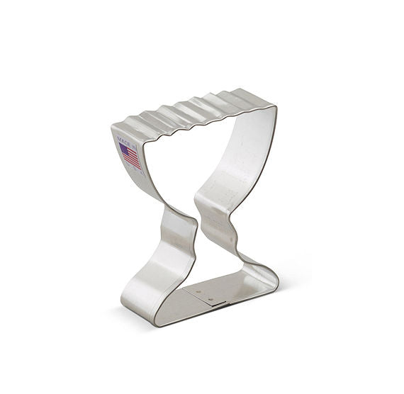 Menorah Cookie Cutter | www.sprinklebeesweet.com