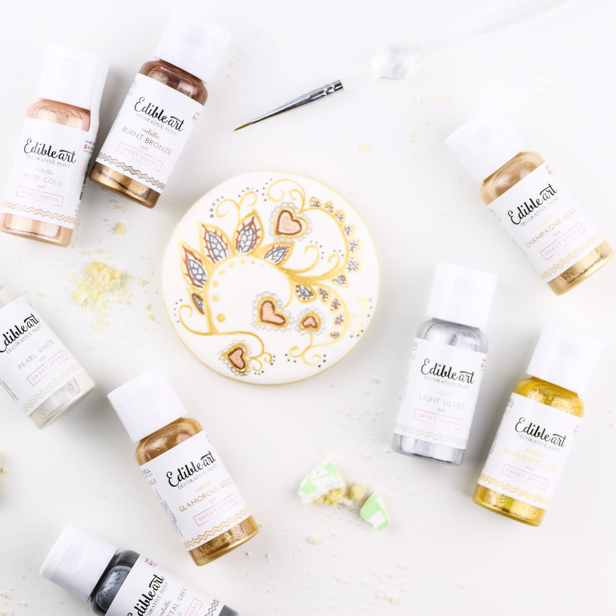 Metallic Pure Gold Edible Art Paint | www.sprinklebeesweet.com