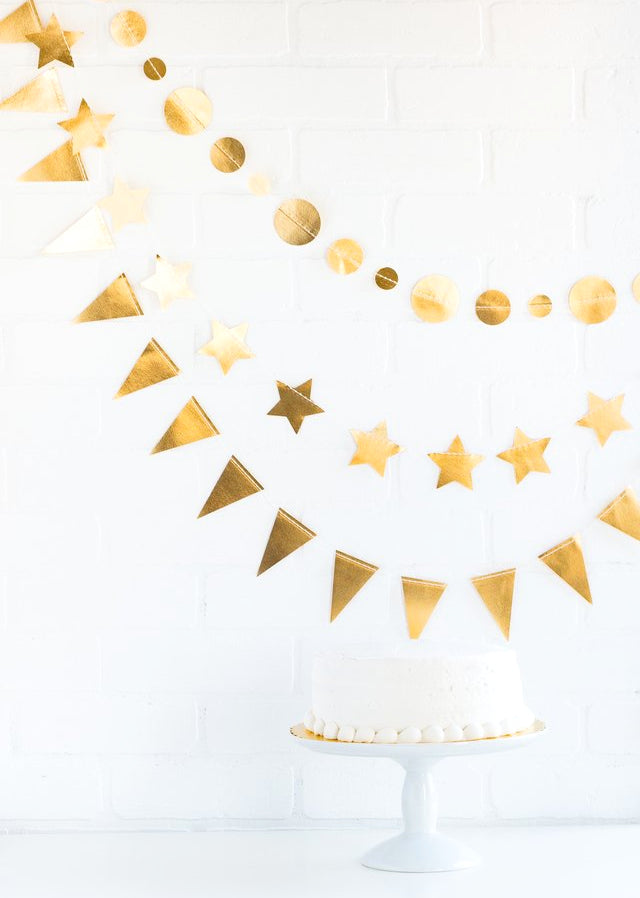Mini Party Banners: Gold | www.sprinklebeesweet.com