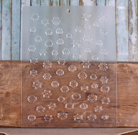 Mini Snowflake Candy Mold | www.sprinklebeesweet.com
