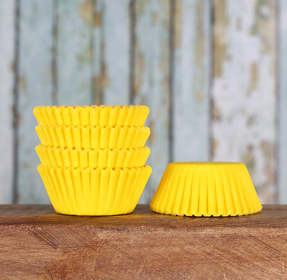 Bulk Mini Yellow Cupcake Liners: Solid | www.sprinklebeesweet.com