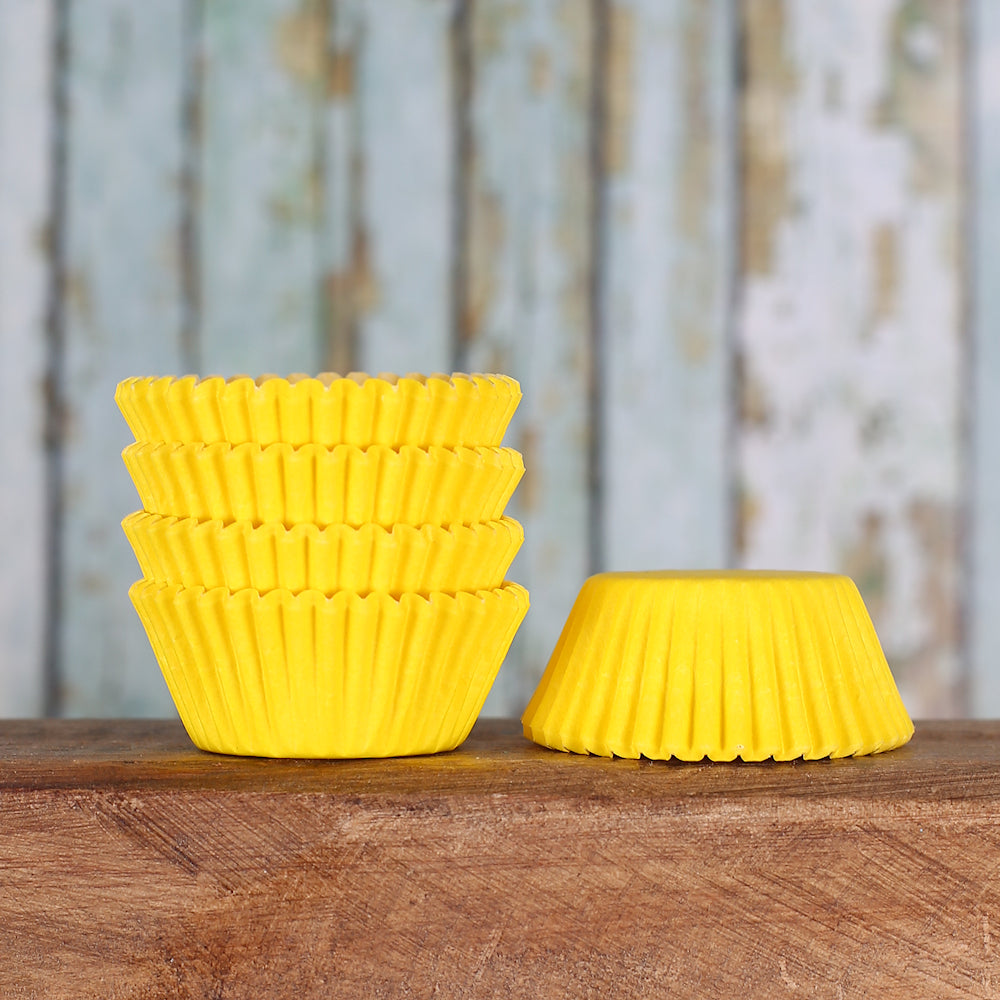 Bulk Mini Yellow Cupcake Liners: Solid | www.sprinklebeesweet.com