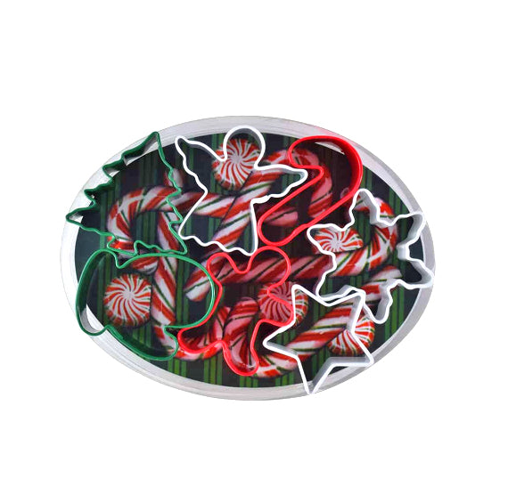 Mini Christmas Cookie Cutter Set | www.sprinklebeesweet.com