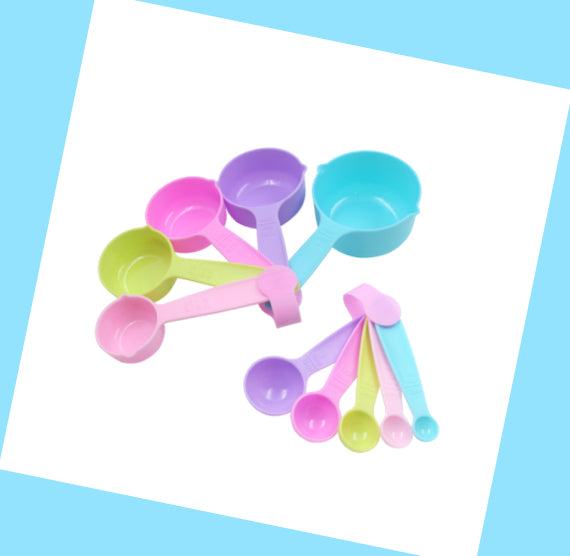 Pastel Measuring Cups & Spoons Set | www.sprinklebeesweet.com