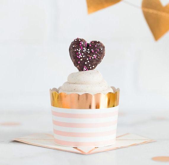 Striped Light Pink Baking Cups | www.sprinklebeesweet.com