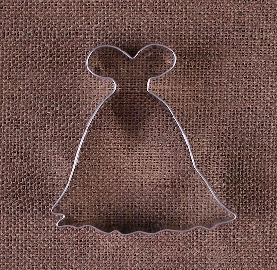 Princess Dress Cookie Cutter | www.sprinklebeesweet.com
