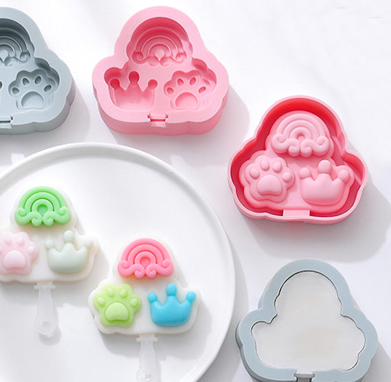 Princess Cakesicle Mold | www.sprinklebeesweet.com