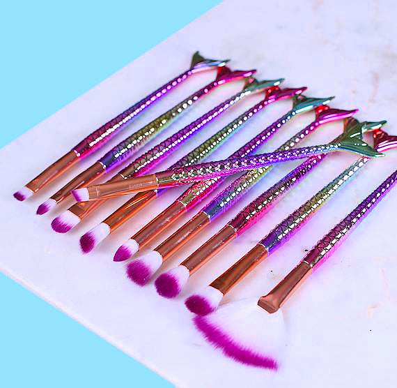 Rainbow Mermaid Paint Brush Set: Small | www.sprinklebeesweet.com