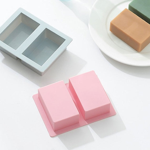Rectangle Cake Bar Mold | www.sprinklebeesweet.com