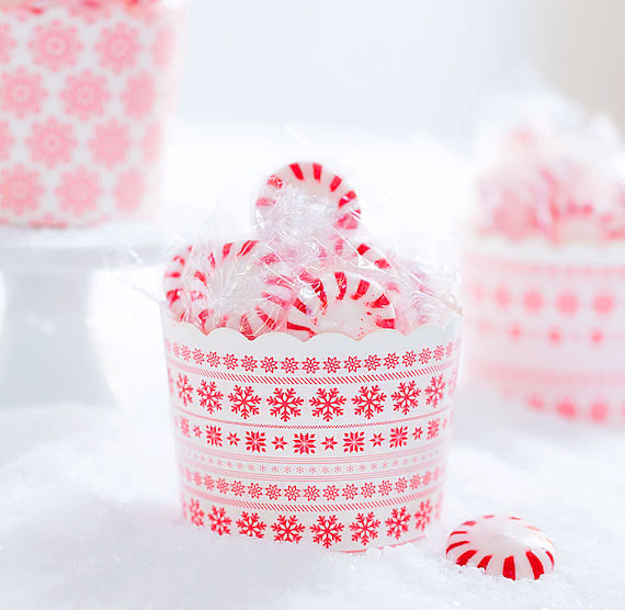 Christmas Baking Cups: Red Snowflakes | www.sprinklebeesweet.com