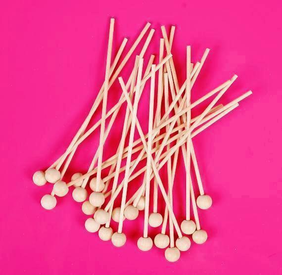 Wooden Rock Candy Sticks | www.sprinklebeesweet.com
