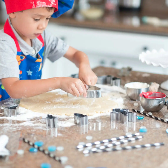 Outer Space Cookie Cutter Set | www.sprinklebeesweet.com