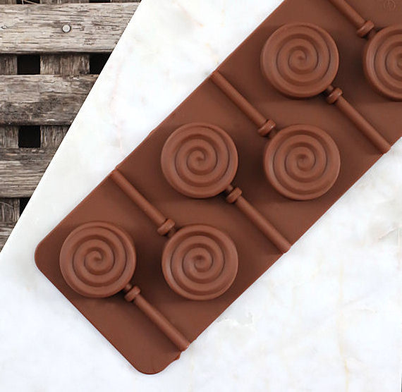 Silicone Swirl Round Lollipop Mold | www.sprinklebeesweet.com