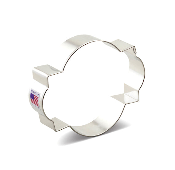 Round Plaque Cookie Cutter | www.sprinklebeesweet.com