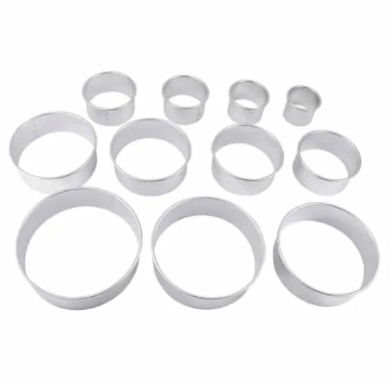 Round Cookie Cutters Set of 11 | www.sprinklebeesweet.com