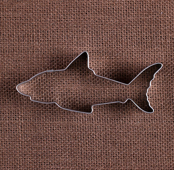 Shark Cookie Cutter | www.sprinklebeesweet.com