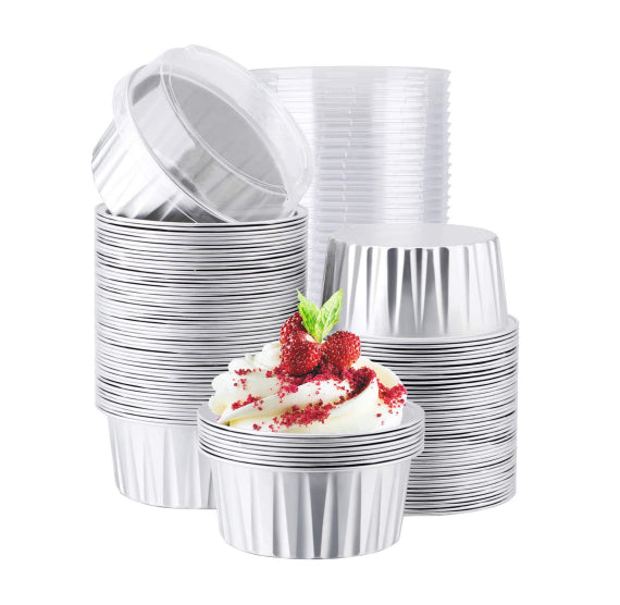 Cupcake Cups with Lids: Silver | www.sprinklebeesweet.com