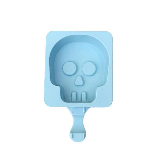 Skull Cakesicle Mold | www.sprinklebeesweet.com