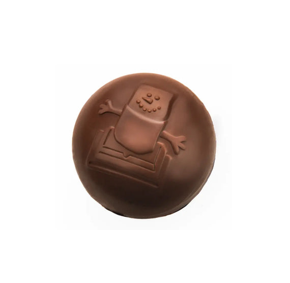 Hot Cocoa Bomb Mold: S'mores Snowman | www.sprinklebeesweet.com