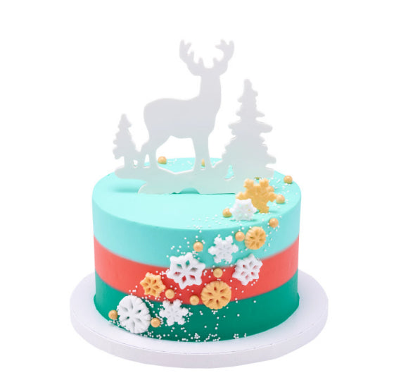 Assorted Snowflake Sugar Toppers | www.sprinklebeesweet.com