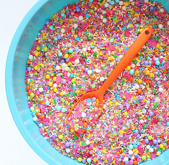 Sprinklefetti™ Unicorn Sprinkle Mix | www.sprinklebeesweet.com