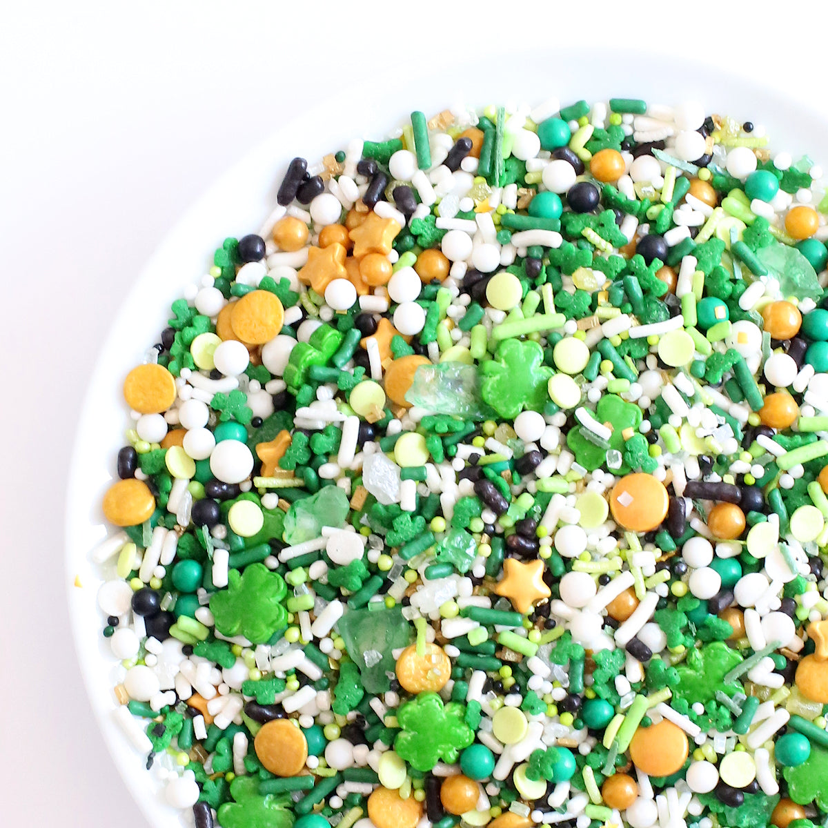 Sprinklefetti™ St. Patrick's Day Sprinkle Mix | www.sprinklebeesweet.com