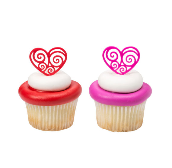 Valentine's Day Cupcake Picks: Swirl Heart | www.sprinklebeesweet.com
