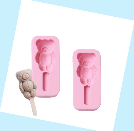 Teddy Bear Cakesicle Mold Set | www.sprinklebeesweet.com